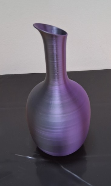 Angle cut design vase - Image 4