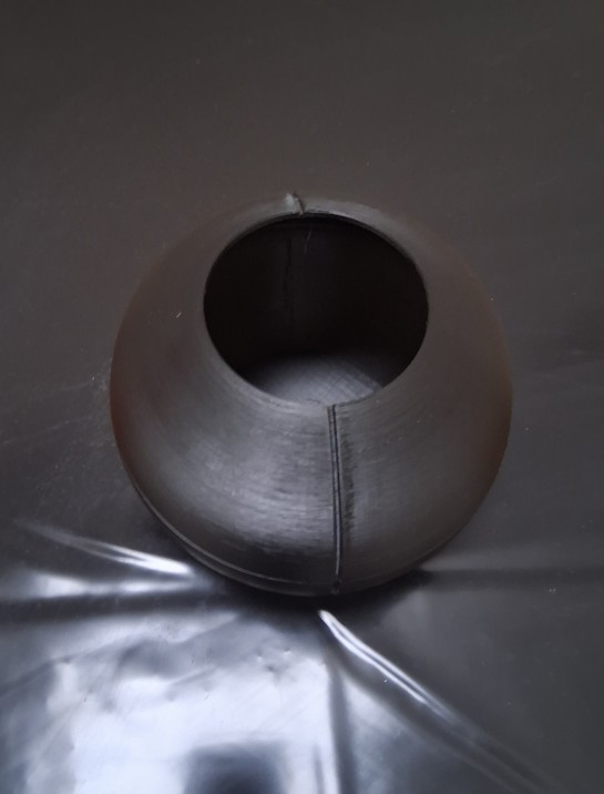 Four cross section vase - Image 3