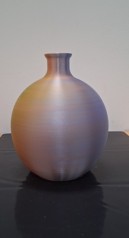 Sleek design Moroccan vase - Image 2