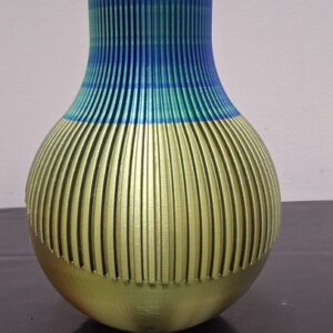 Neki Vases