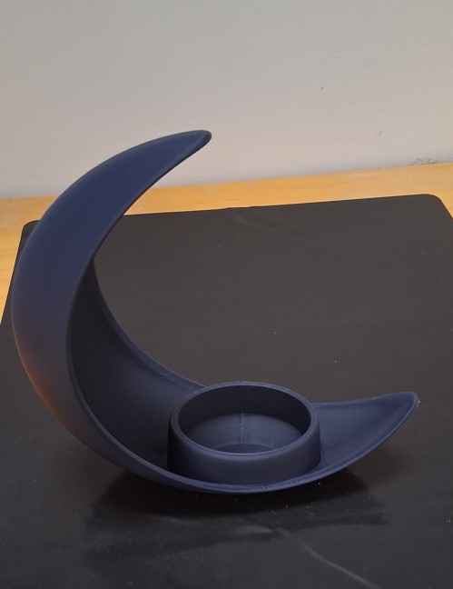 Larger quarter moon planter - Image 3